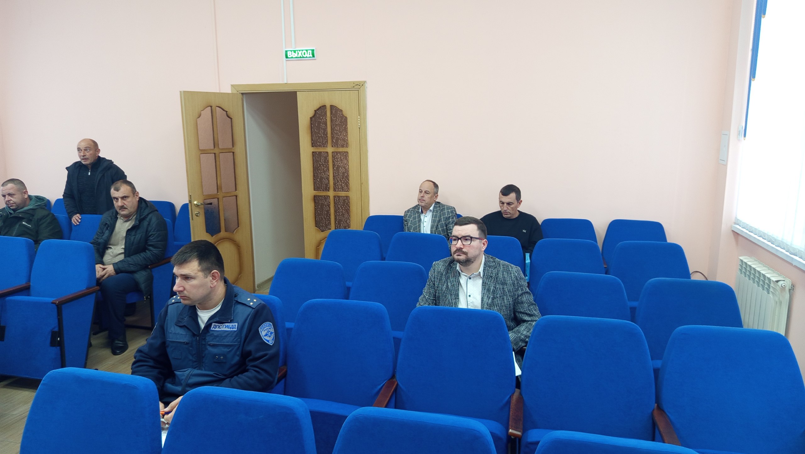 23.10.2025 г. в Администрации Горшеченского района прошло заседание комиссии по БДД 23.10.2025 г. в Администрации Горшеченского района прошло заседание комиссии по БДД