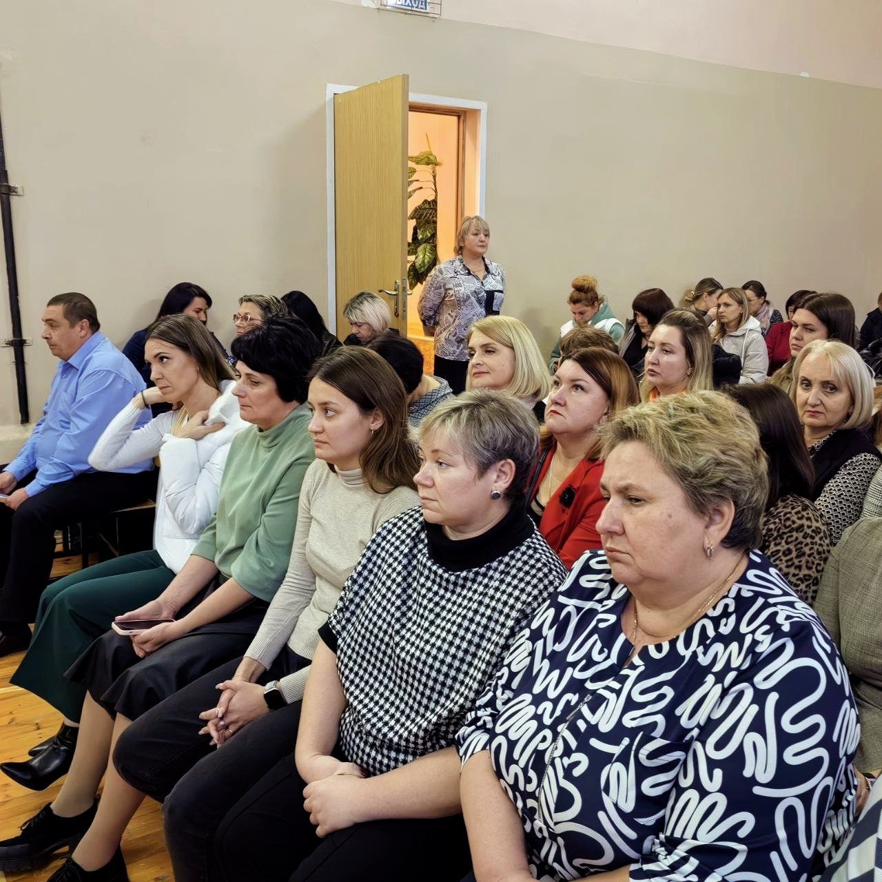 Дорогие жители Щигровского района! Вчера в стенах Пригородненской школы царила особая, деловая атмосфера Дорогие жители Щигровского района! Вчера в стенах Пригородненской школы царила особая, деловая атмосфера