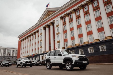 Курские медучреждения получили 10 новых автомобилей от Сербии