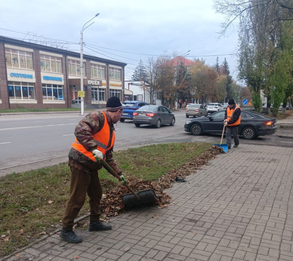 На уборку курских улиц вышли 109 человек На уборку курских улиц вышли 109 человек