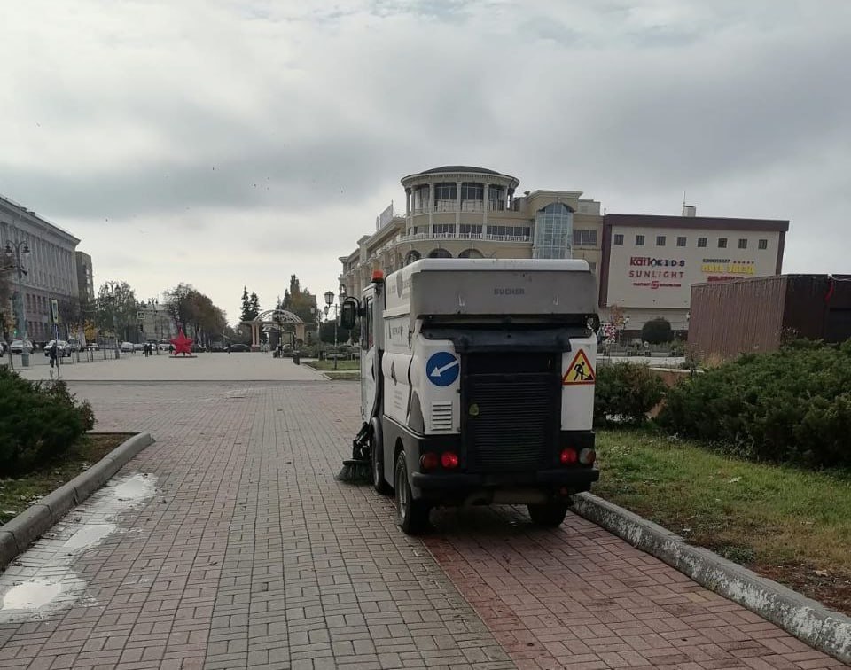 На уборку курских улиц вышли 109 человек На уборку курских улиц вышли 109 человек