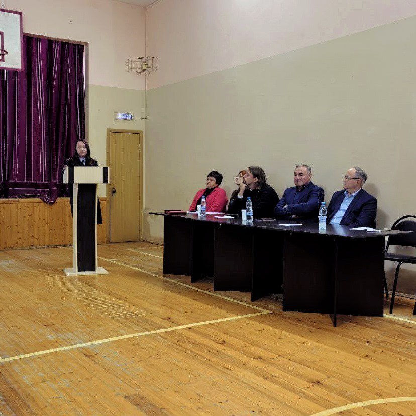 Дорогие жители Щигровского района! Вчера в стенах Пригородненской школы царила особая, деловая атмосфера Дорогие жители Щигровского района! Вчера в стенах Пригородненской школы царила особая, деловая атмосфера