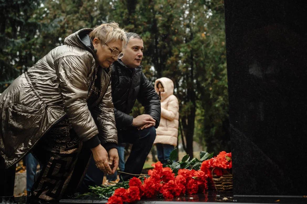 Александр Хинштейн: Сегодня исполнился 101 год со Дня рождения легендарного человека, Героя Советского Союза, участника Курской битвы, почётного гражданина Курска и области Михаила Алексеевича Булатова Александр Хинштейн: Сегодня исполнился 101 год со Дня рождения легендарного человека, Героя Советского Союза, участника Курской битвы, почётного гражданина Курска и области Михаила Алексеевича Булатова