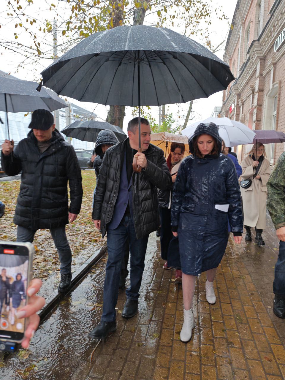 Самовольную пристройку к объекту культурного наследия убирают на Карла Маркса в Курске Самовольную пристройку к объекту культурного наследия убирают на Карла Маркса в Курске