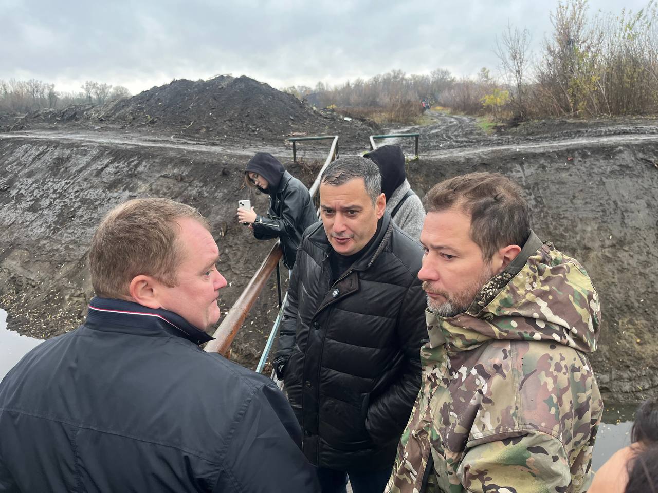 - Я очень надеюсь, что с четвертого раза вы меня услышали - Я очень надеюсь, что с четвертого раза вы меня услышали
