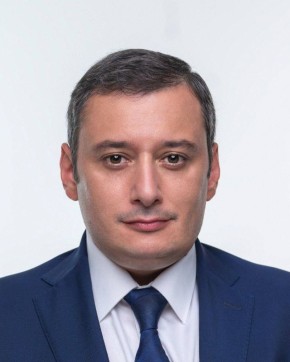Александр Михайлов: Сегодня день рождения у губернатора Курской области Александра Хинштейна