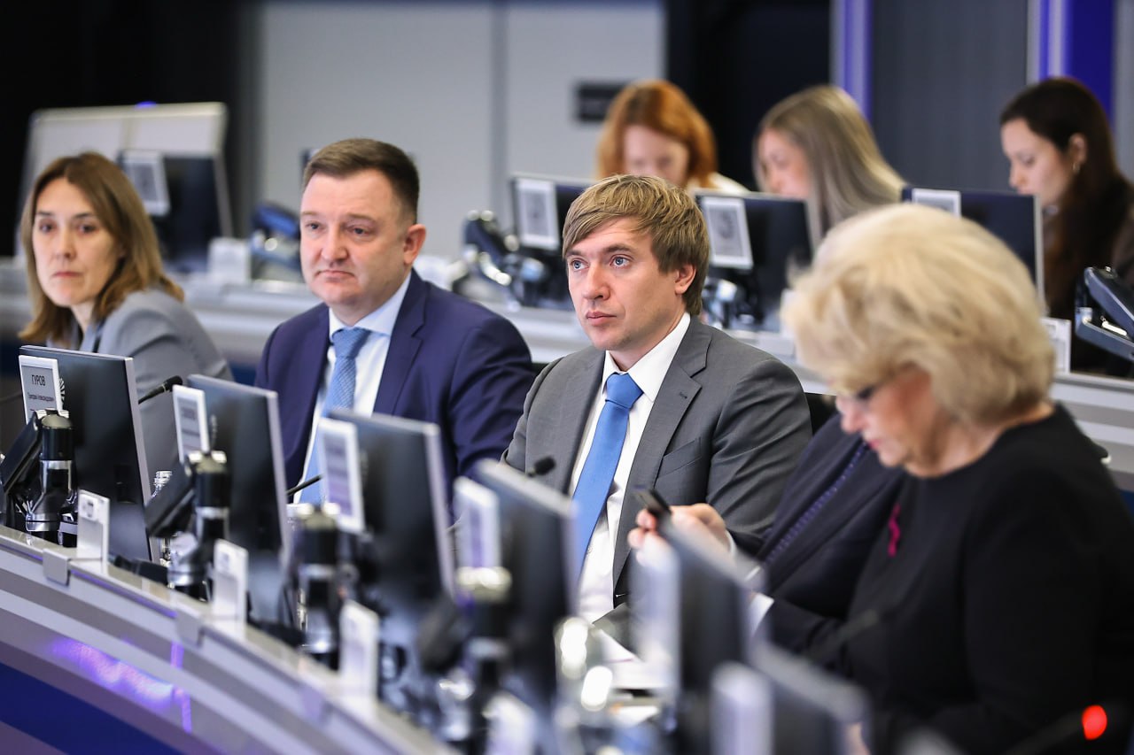 Дмитрий Чернышенко: В 2025 году увеличилось количество мест отдыха для детей – дополнительно ребят принимали более 400 детских лагерей Дмитрий Чернышенко: В 2025 году увеличилось количество мест отдыха для детей – дополнительно ребят принимали более 400 детских лагерей