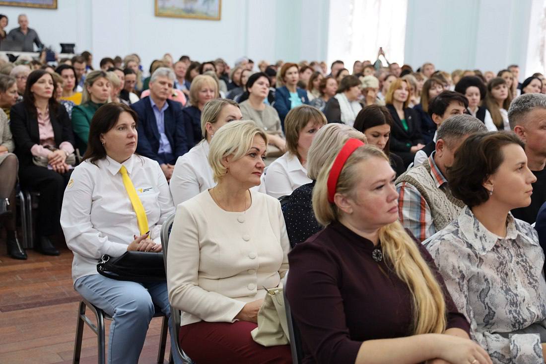 Екатерина Харченко: Роль ТПП в гармонизации системы образования и рынка труда очень важна! Рада, что коллеги из ТПП Курской области принимают активное участие в происходящих изменениях! Екатерина Харченко: Роль ТПП в гармонизации системы образования и рынка труда очень важна! Рада, что коллеги из ТПП Курской области принимают активное участие в происходящих изменениях!