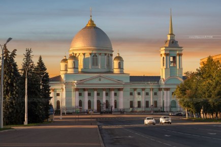 Минобороны России: В течение прошедшей ночи дежурными средствами ПВО перехвачено и уничтожено 193 украинских беспилотных летательных аппарата самолетного типа: