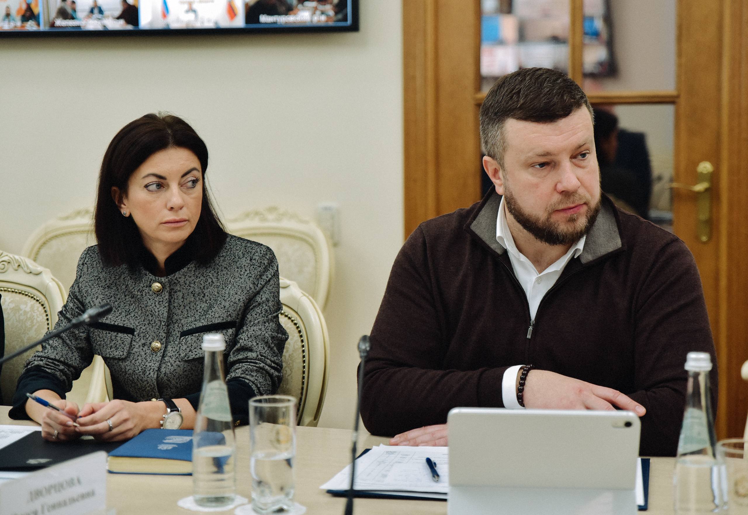 Александр Хинштейн: Провели открытое заседание Правительства Курской области Александр Хинштейн: Провели открытое заседание Правительства Курской области