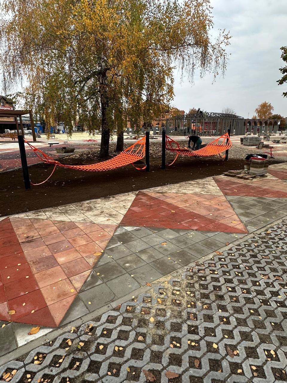 Администрация Свободинского сельсовета провела субботник на территории центральной площади м. Свобода. Мероприятие было организовано в поддержку подрядчика, выполняющего масштабные работы по благоустройству Администрация Свободинского сельсовета провела субботник на территории центральной площади м. Свобода. Мероприятие было организовано в поддержку подрядчика, выполняющего масштабные работы по благоустройству