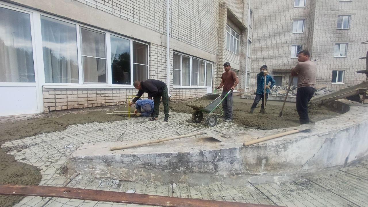 В рамках реализации национального проекта «Семья», инициированного Президентом России Владимиром Путиным, в Железногорском доме социального обслуживания продолжаются работы по улучшению условий проживания получателей... В рамках реализации национального проекта «Семья», инициированного Президентом России Владимиром Путиным, в Железногорском доме социального обслуживания продолжаются работы по улучшению условий проживания получателей...