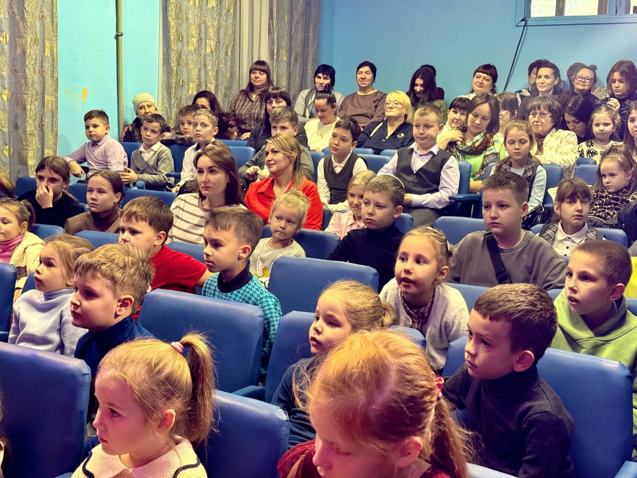 Во Дворце пионеров и школьников началась городская неделя «Театр – детям и юношеству» Во Дворце пионеров и школьников началась городская неделя «Театр – детям и юношеству»