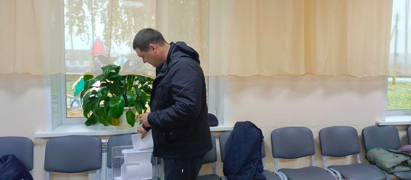 27 октября состоялись собрания депутатов Банинского и Солдатского сельсоветов, на которых прошли выборы новых глав 27 октября состоялись собрания депутатов Банинского и Солдатского сельсоветов, на которых прошли выборы новых глав