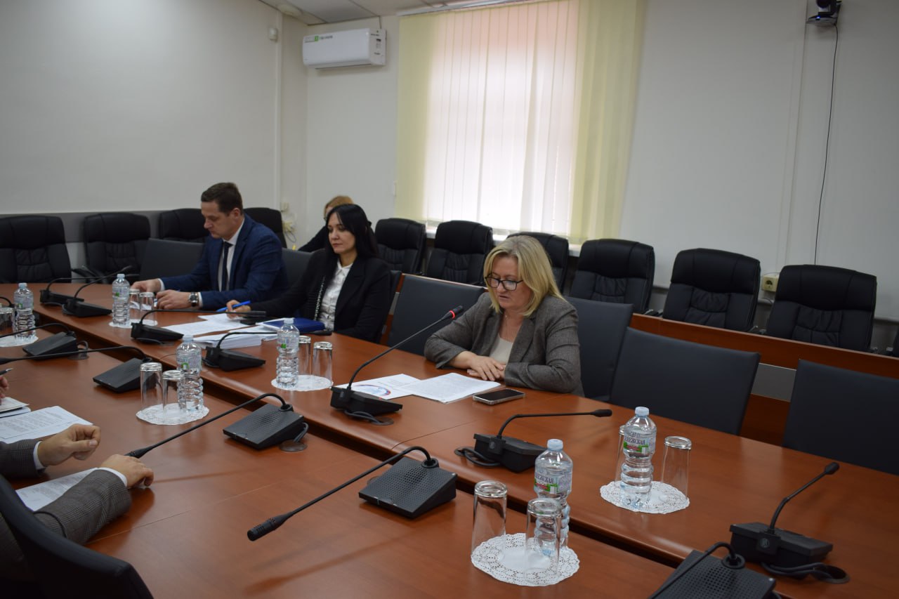 Заседание постоянного думского комитета по промышленности, строительству, транспорту и жилищно-коммунальному хозяйству было в основном посвящено подведению итогов и обсуждению планов и направлений деятельности Заседание постоянного думского комитета по промышленности, строительству, транспорту и жилищно-коммунальному хозяйству было в основном посвящено подведению итогов и обсуждению планов и направлений деятельности