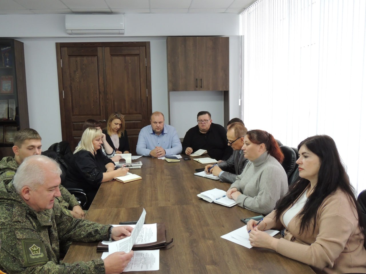 Александр Фролков: Провел рабочее совещание с главами муниципальных образований, сотрудниками районной Администрации и военкомата Александр Фролков: Провел рабочее совещание с главами муниципальных образований, сотрудниками районной Администрации и военкомата