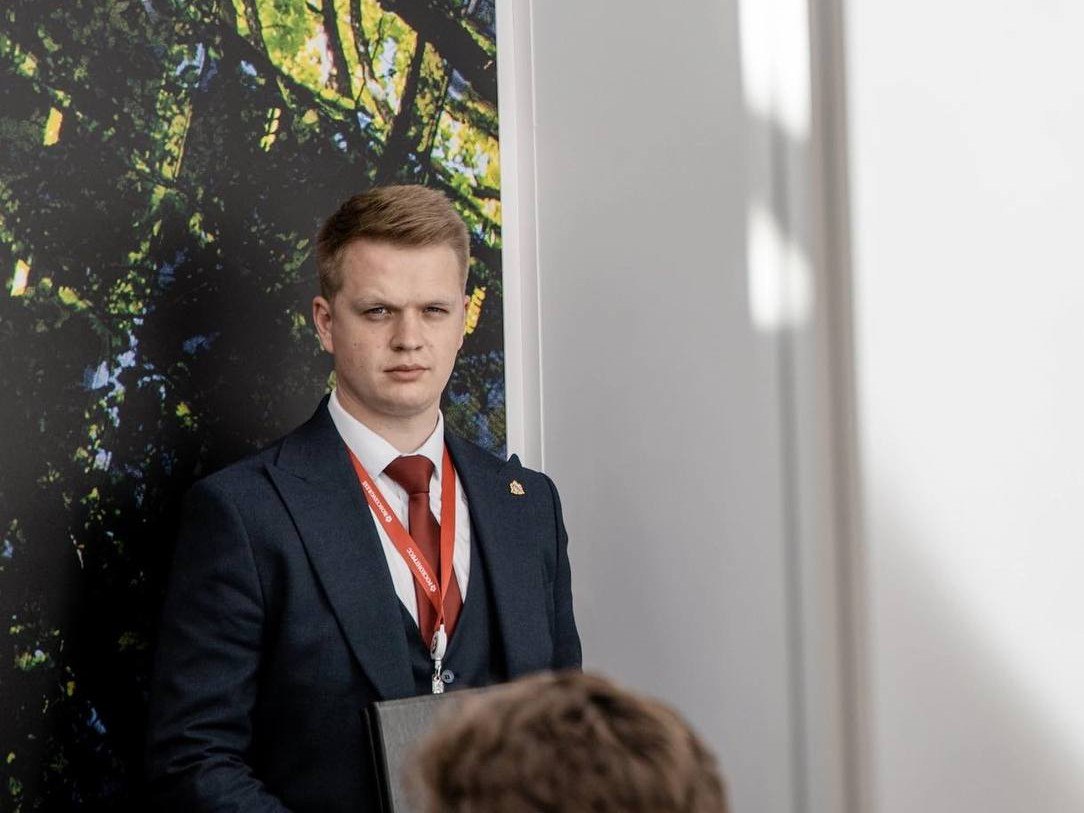 Александр Хинштейн утвердил в должности советников губернатора Курской области Александр Хинштейн утвердил в должности советников губернатора Курской области