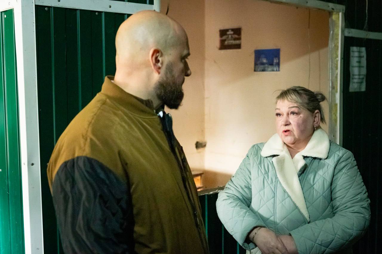 Евгений Маслов: Как и обещал на встрече с жителями Сеймского округа, приехал по их обращениям Евгений Маслов: Как и обещал на встрече с жителями Сеймского округа, приехал по их обращениям