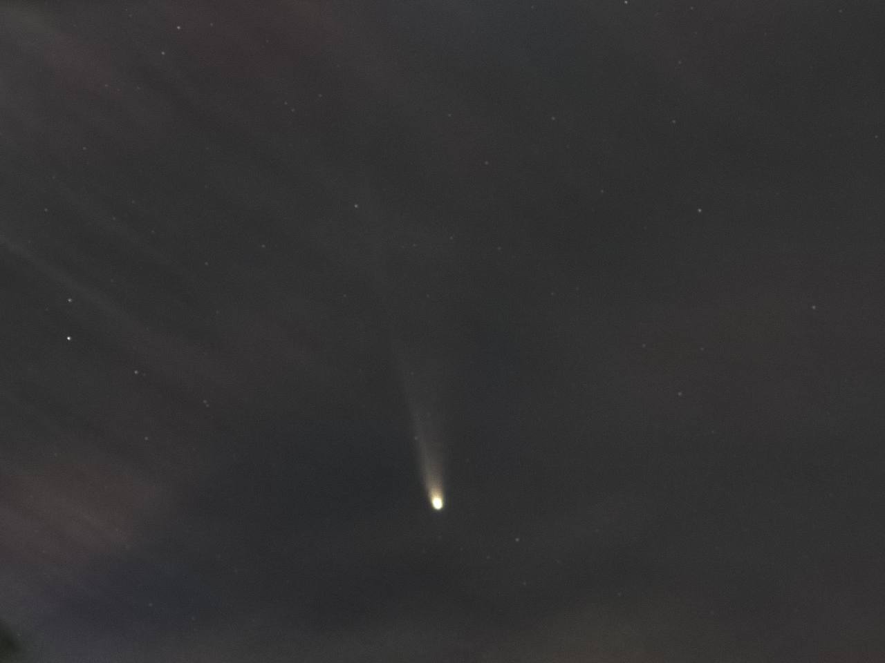 Куряне могли наблюдать комету Леммон