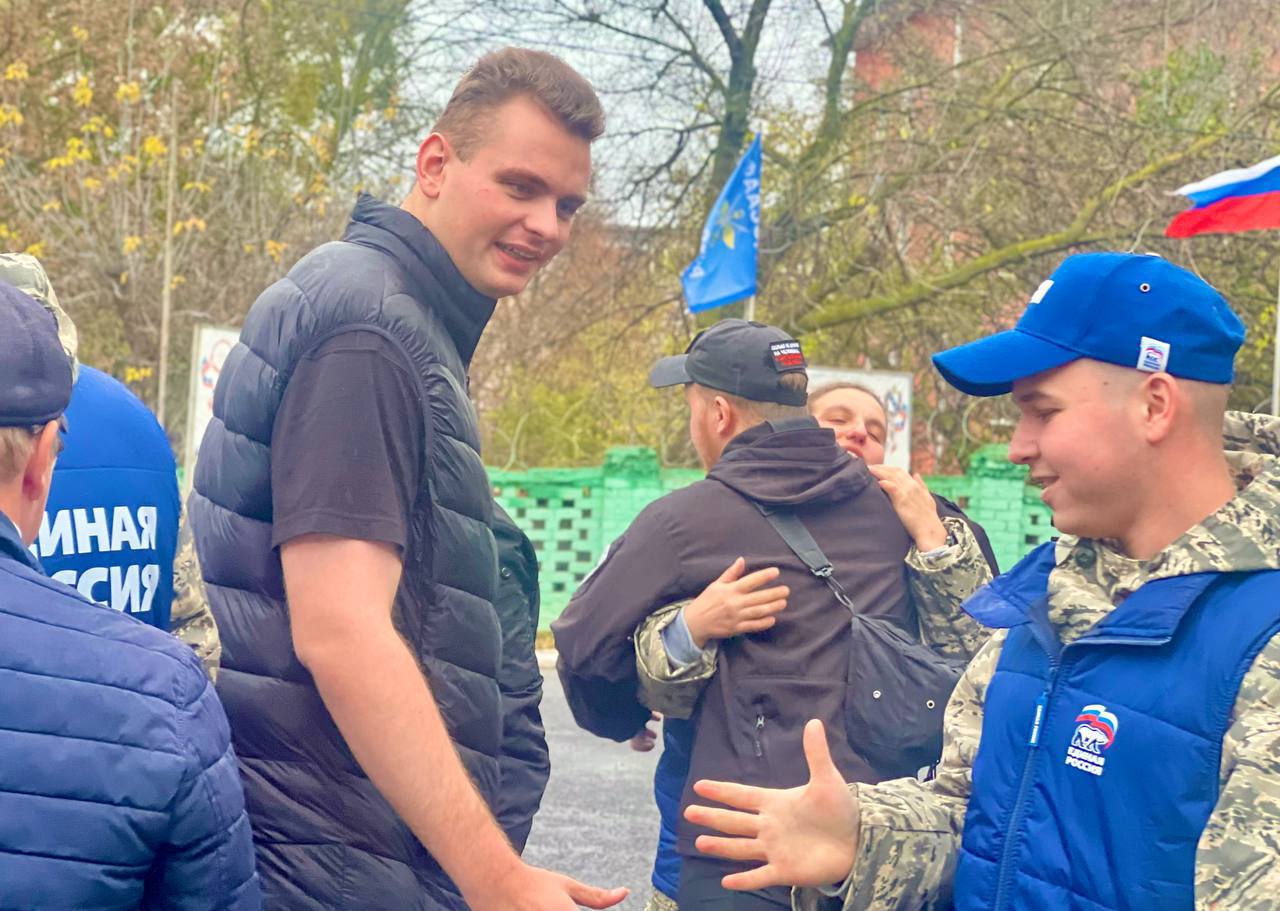 Игорь Кастюкевич: Завершилась 7 смена в волонтерском лагере Единой России «Курский рубеж» Игорь Кастюкевич: Завершилась 7 смена в волонтерском лагере Единой России «Курский рубеж»