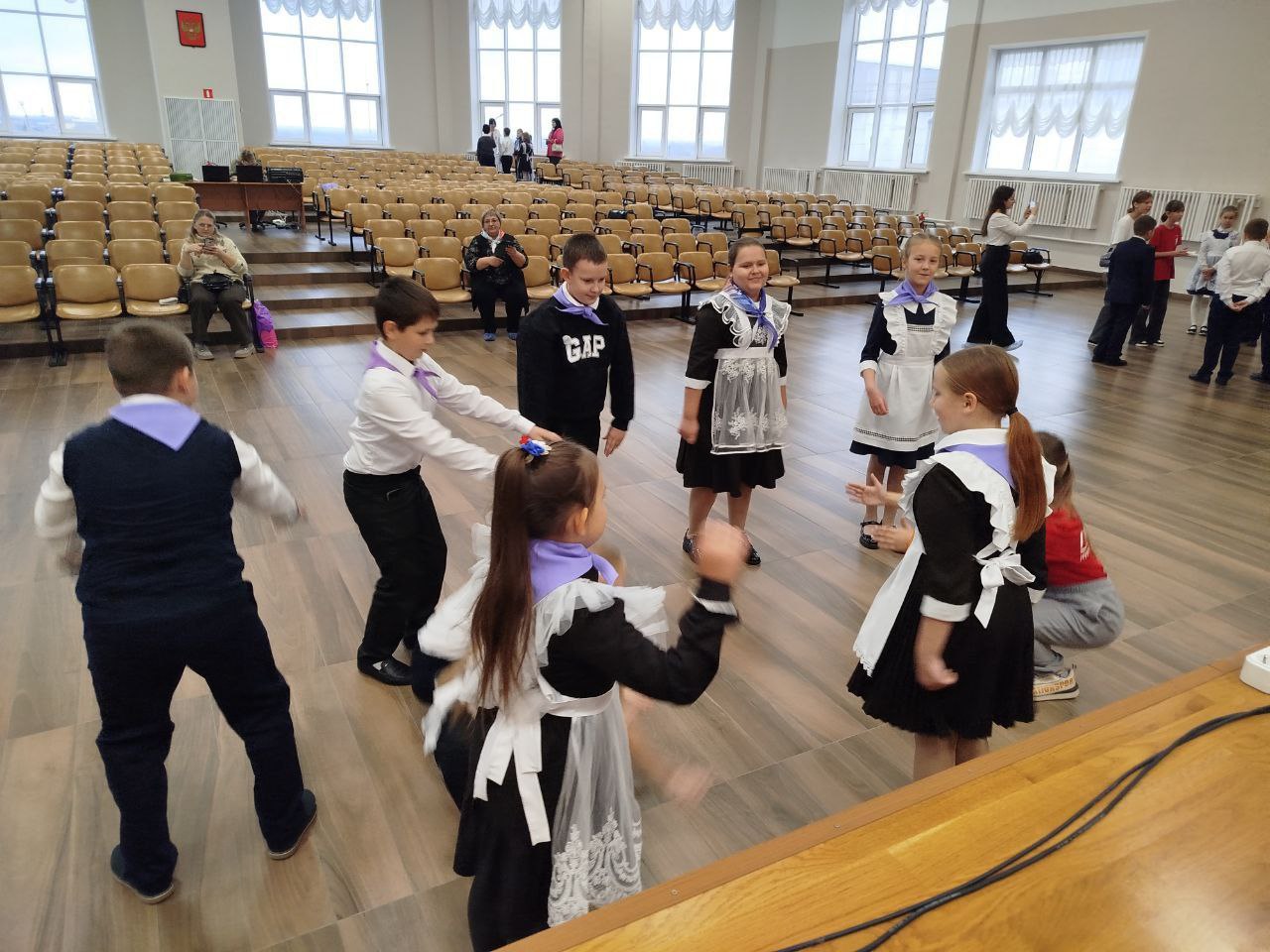 Виктор Катунин: И еще одно событие в жизни наших детей сегодня прошло в Медвенском районе Виктор Катунин: И еще одно событие в жизни наших детей сегодня прошло в Медвенском районе