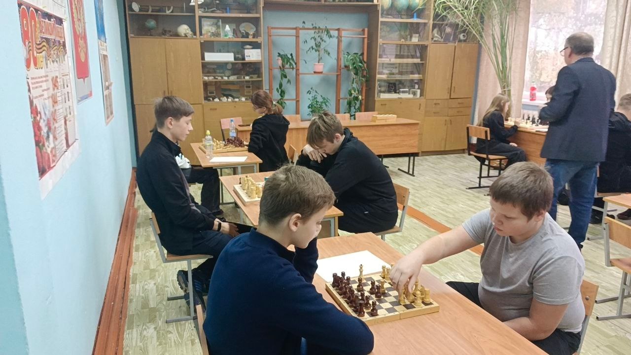 Ученики Брусовской школы стали победителями районных соревнований по шахматам в рамках Спартакиады школьников! Ученики Брусовской школы стали победителями районных соревнований по шахматам в рамках Спартакиады школьников!