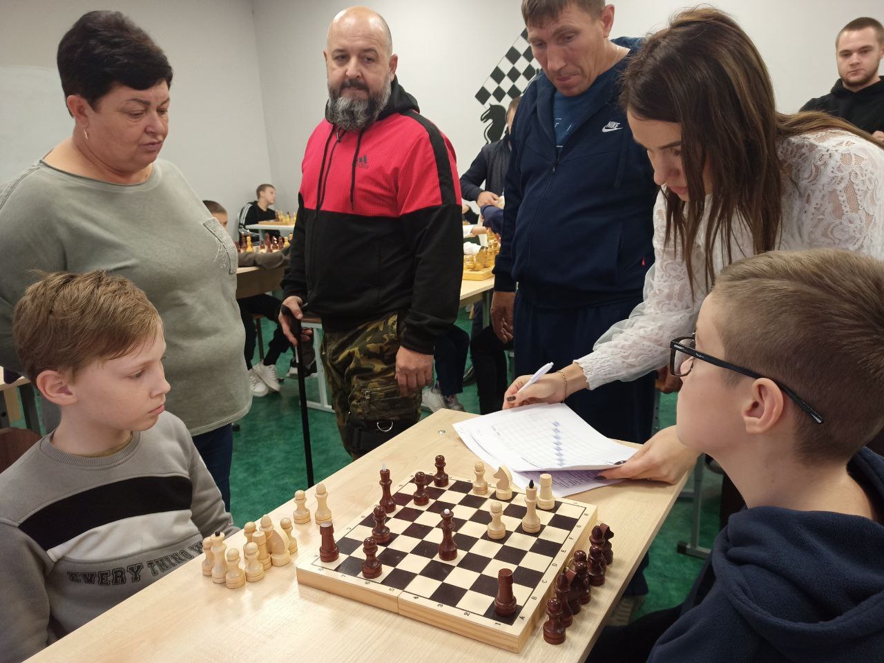 Геннадий Енютин: Вчера на базе Солнцевской средней школы состоялся муниципальный этап массового мероприятия «Шахматный турнир обучающихся общеобразовательных организаций Курской области» среди учащихся общеобразовательных... Геннадий Енютин: Вчера на базе Солнцевской средней школы состоялся муниципальный этап массового мероприятия «Шахматный турнир обучающихся общеобразовательных организаций Курской области» среди учащихся общеобразовательных...