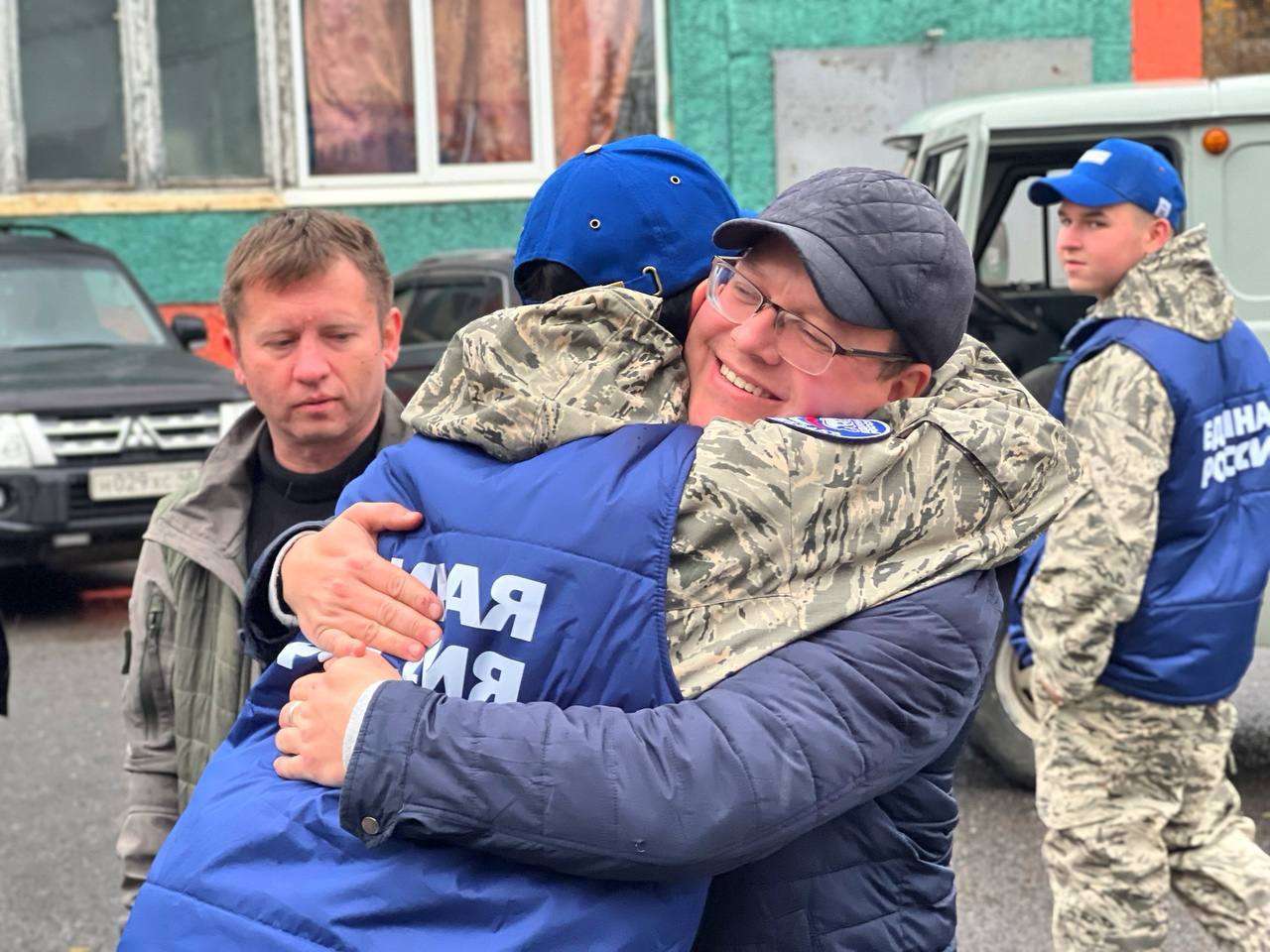 Игорь Кастюкевич: Завершилась 7 смена в волонтерском лагере Единой России «Курский рубеж» Игорь Кастюкевич: Завершилась 7 смена в волонтерском лагере Единой России «Курский рубеж»