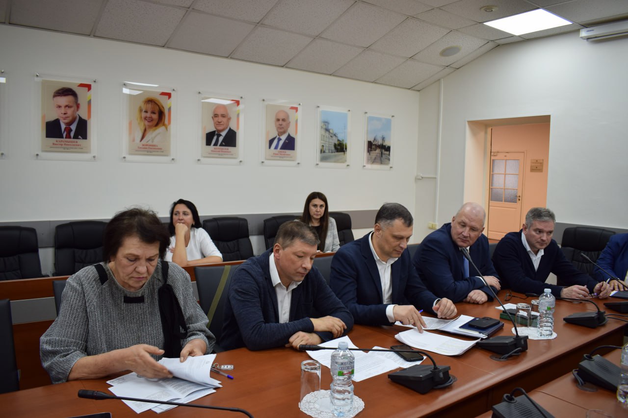 Вопросы сохранения исторической памяти и совершенствования действующих норм в избирательной сфере и работе государственных органов рассматривались 28 октября на заседании постоянного комитета по законодательству, местному... Вопросы сохранения исторической памяти и совершенствования действующих норм в избирательной сфере и работе государственных органов рассматривались 28 октября на заседании постоянного комитета по законодательству, местному...