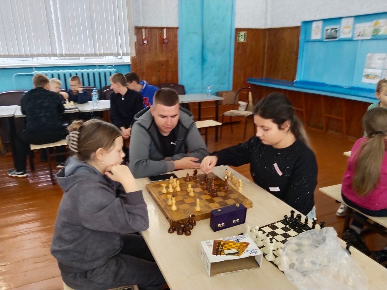 Сегодня в Касторенской СОШ №2 п. Касторное царила атмосфера интеллектуального напряжения и азарта Сегодня в Касторенской СОШ №2 п. Касторное царила атмосфера интеллектуального напряжения и азарта