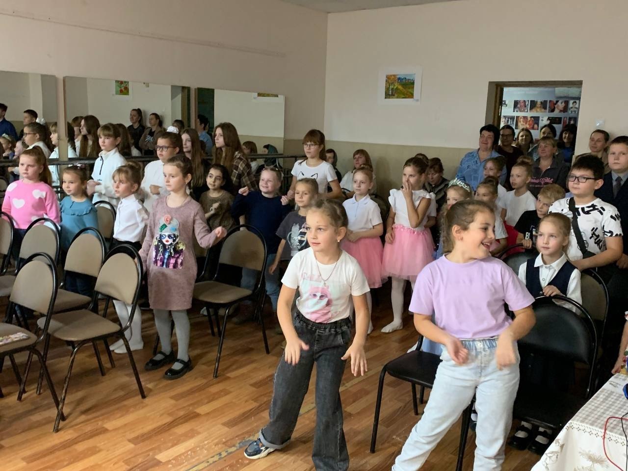 Традиционный праздник «Посвящение в первоклассники» состоялся 28 октября в Октябрьской ДШИ Традиционный праздник «Посвящение в первоклассники» состоялся 28 октября в Октябрьской ДШИ