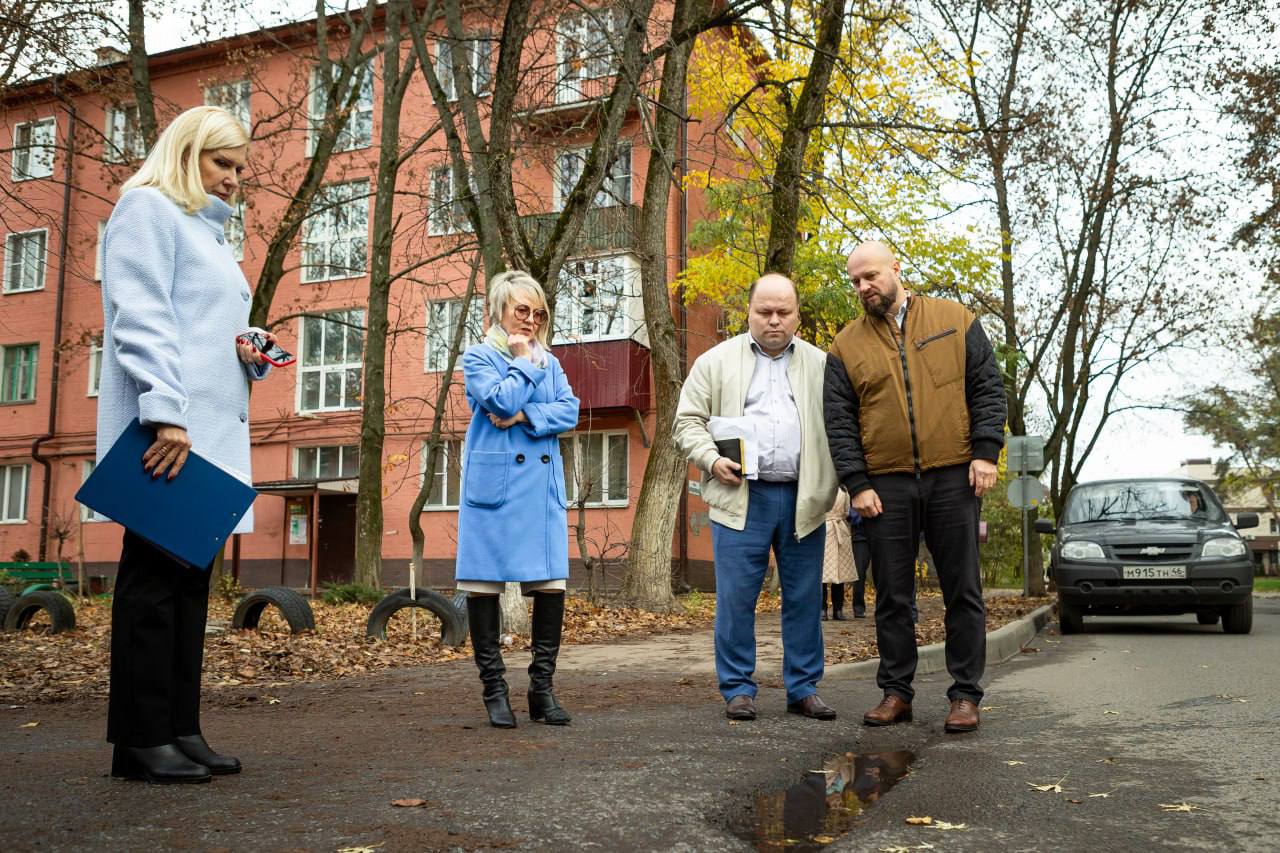 Евгений Маслов: Как и обещал на встрече с жителями Сеймского округа, приехал по их обращениям Евгений Маслов: Как и обещал на встрече с жителями Сеймского округа, приехал по их обращениям