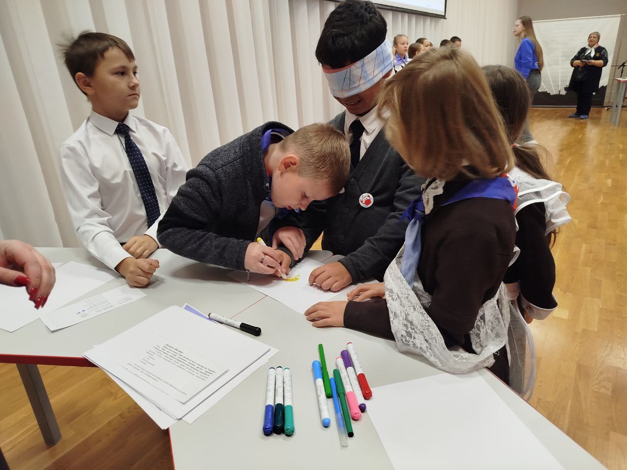 Виктор Катунин: И еще одно событие в жизни наших детей сегодня прошло в Медвенском районе Виктор Катунин: И еще одно событие в жизни наших детей сегодня прошло в Медвенском районе