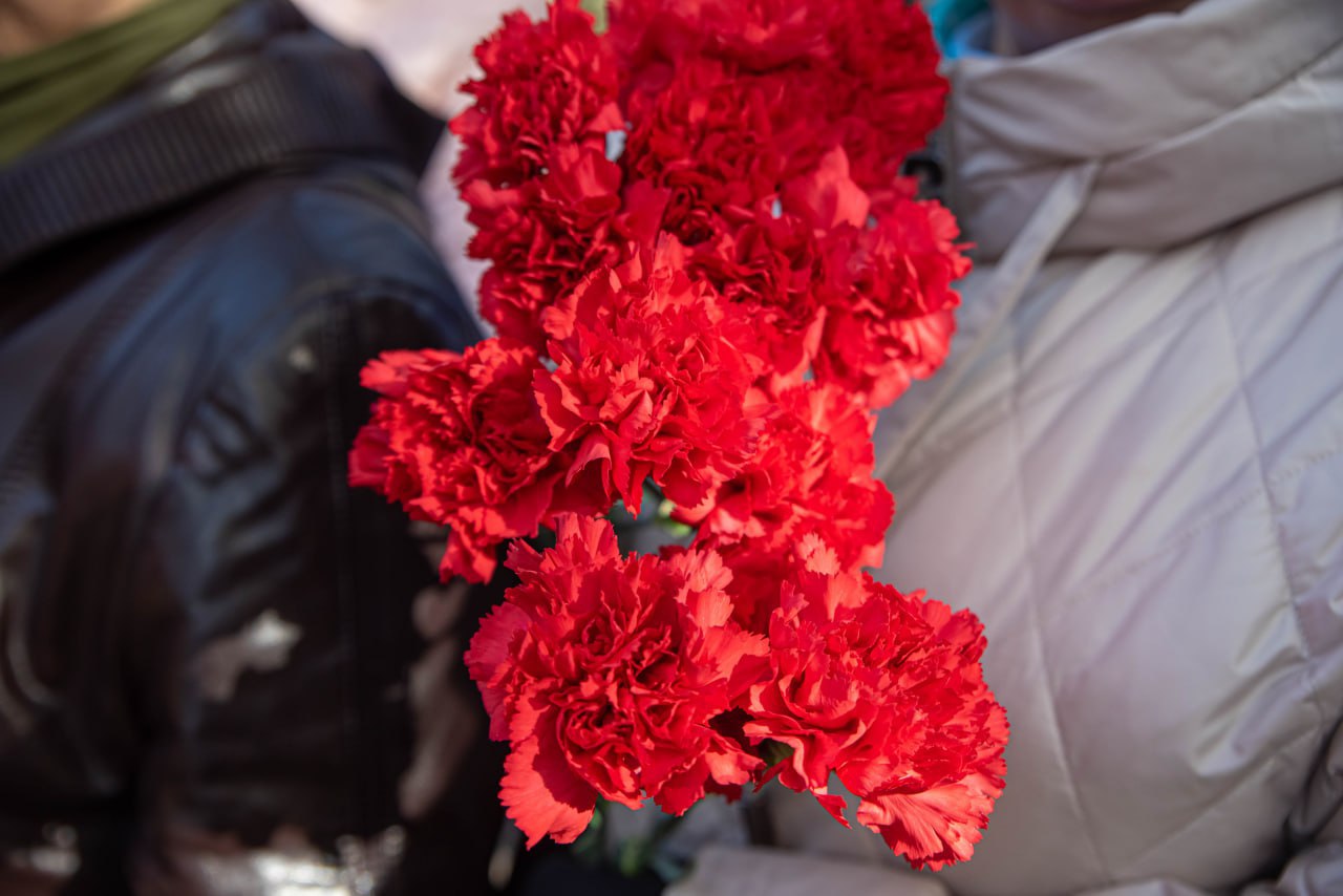 В Курске почтили память жертв политических репрессий В Курске почтили память жертв политических репрессий