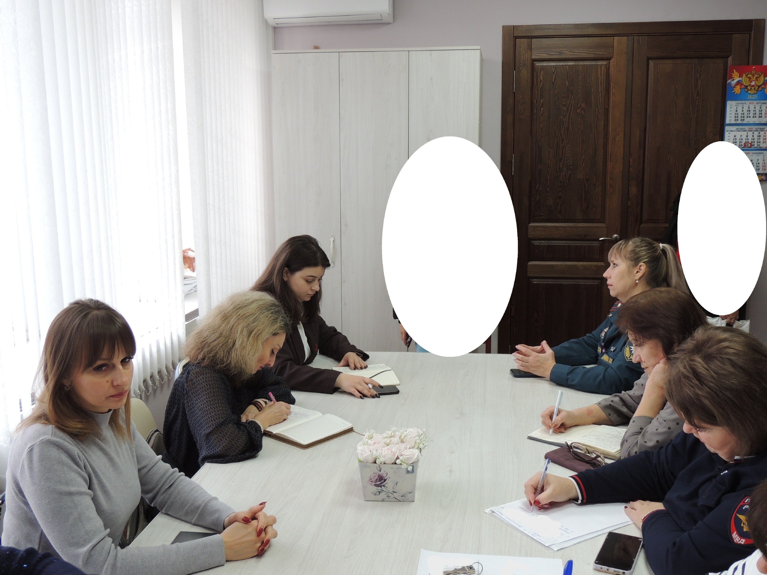 В Администрации Железногорского района состоялось очередное заседание комиссии по делам несовершеннолетних и защите их прав под председательством заместителя Главы района Татьяны Уткиной В Администрации Железногорского района состоялось очередное заседание комиссии по делам несовершеннолетних и защите их прав под председательством заместителя Главы района Татьяны Уткиной