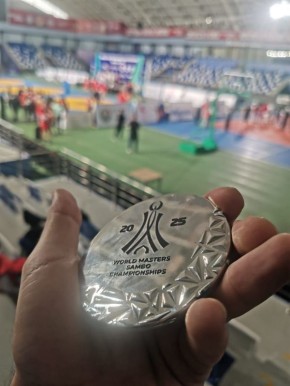 "СЕРЕБРО" ЧЕМПИОНАТА МИРА. Тренер спортивной школы "Медведь" Виталий Конорев стал серебряным призером чемпионата мира среди ветеранов по самбо