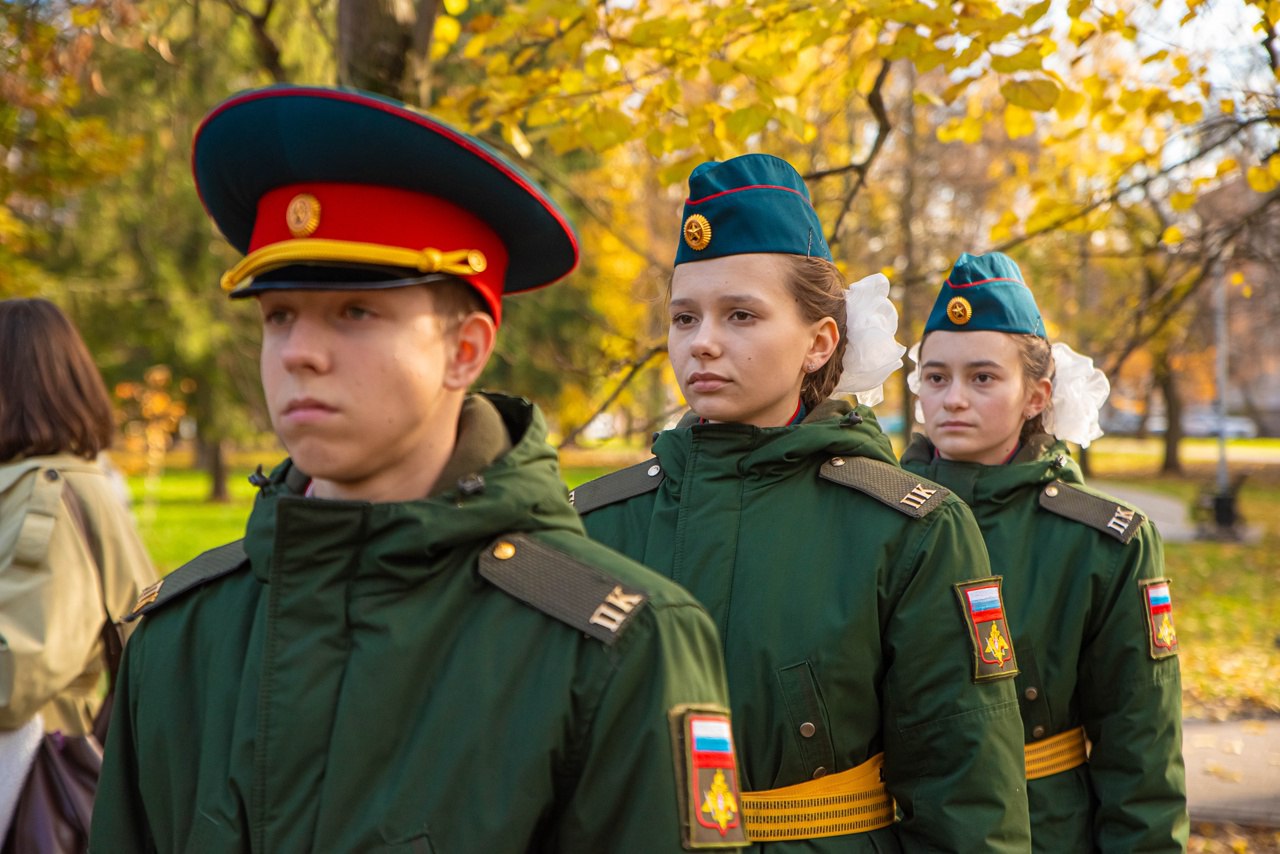 В Курске почтили память жертв политических репрессий В Курске почтили память жертв политических репрессий