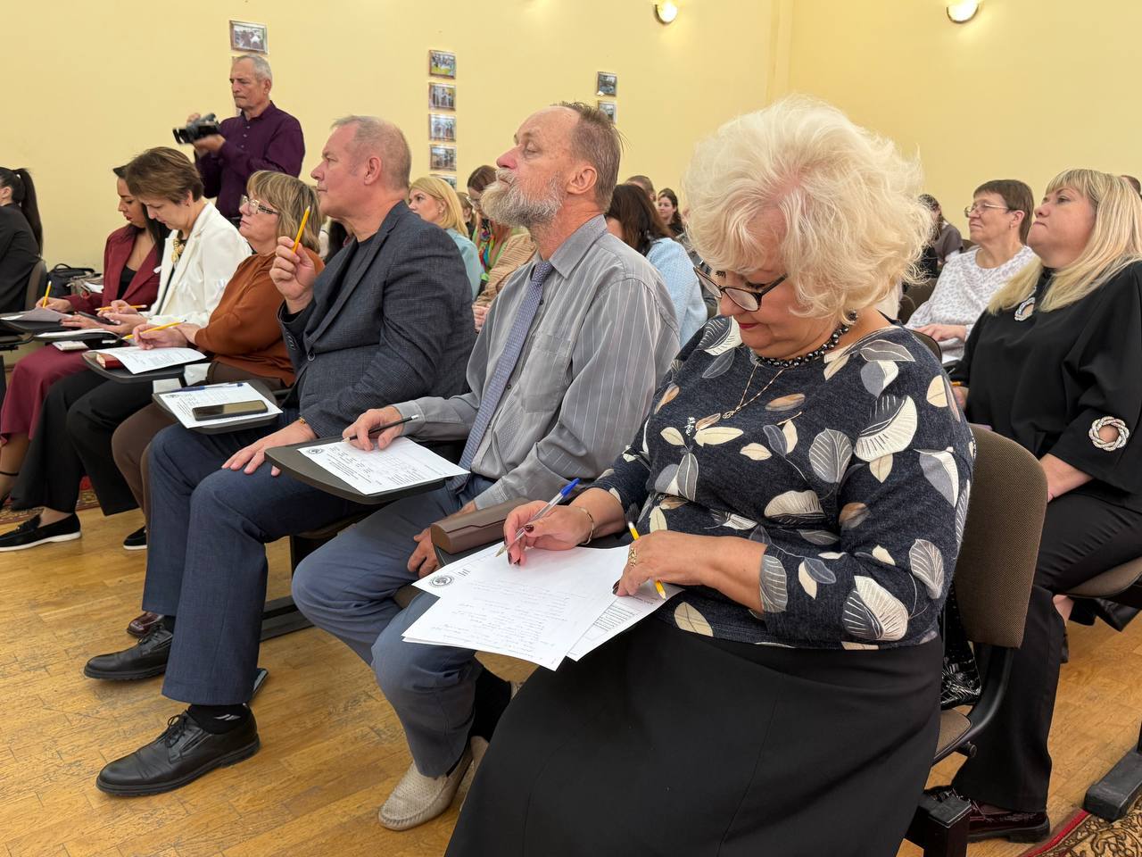 В Курской области стартовал конкурс «Педагогический дебют» В Курской области стартовал конкурс «Педагогический дебют»