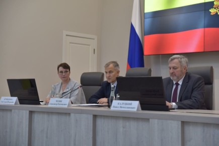 Запись к узким специалистам, реформы и «Курская фармация»