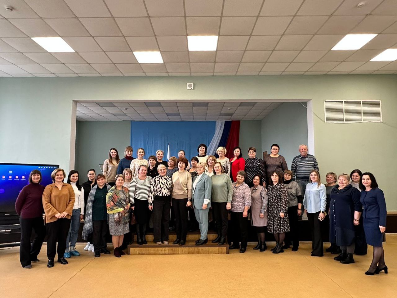 Геннадий Енютин: Сегодня на базе Солнцевской средней школы состоялся региональный образовательный интенсив для антикризисных команд общеобразовательных учреждений на тему: «Антикризисная команда образовательной организации:... Геннадий Енютин: Сегодня на базе Солнцевской средней школы состоялся региональный образовательный интенсив для антикризисных команд общеобразовательных учреждений на тему: «Антикризисная команда образовательной организации:...