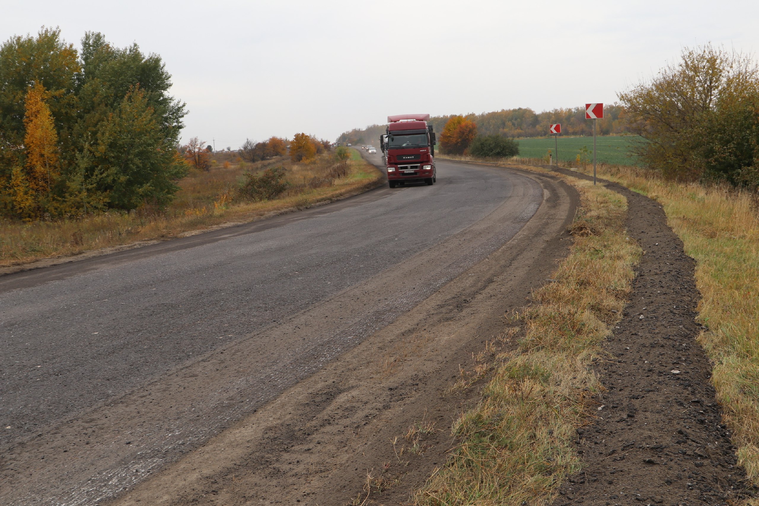 В Курской области продолжают ремонт автодорог по дополнительному финансированию В Курской области продолжают ремонт автодорог по дополнительному финансированию