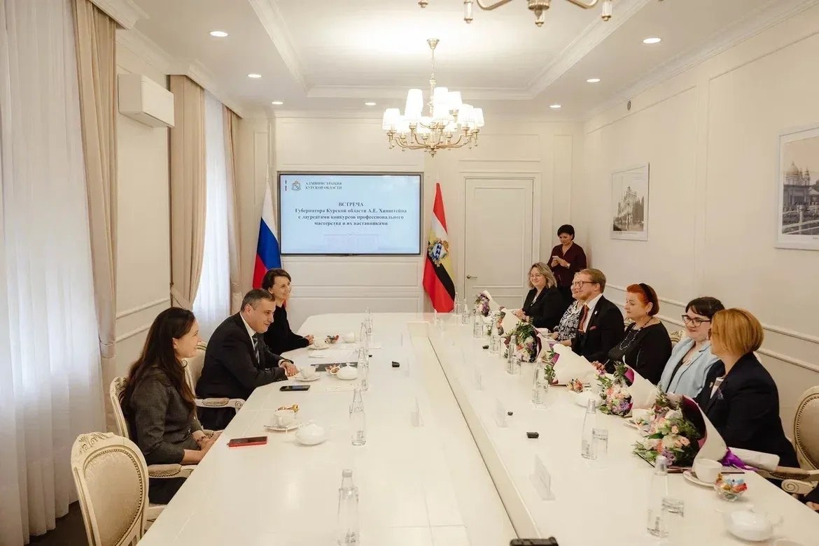 Их сердца принадлежат детям Их сердца принадлежат детям