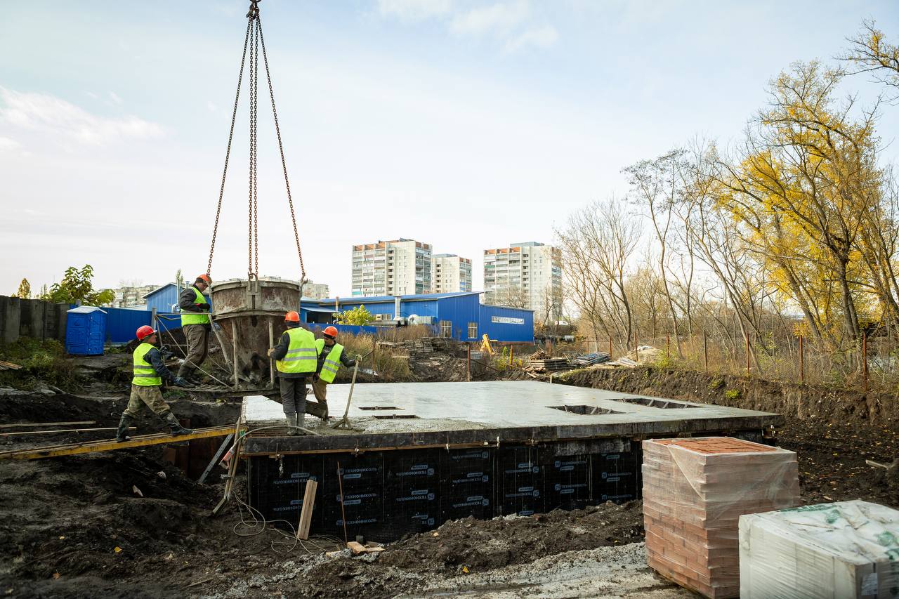 Строительство КНС на Элеваторном проезде в Курске продлено до 2026 года: проект скорректируют под бесканавную прокладку