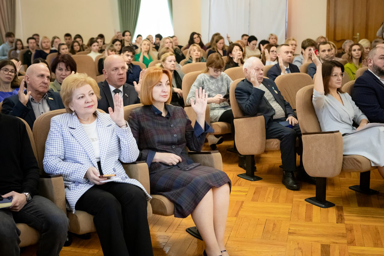 Евгений Маслов: Сегодня прошли публичные слушания по проекту решения Курского городского Собрания «О бюджете города Курска на 2026 год и на плановый период 2027 и 2028 годов» Евгений Маслов: Сегодня прошли публичные слушания по проекту решения Курского городского Собрания «О бюджете города Курска на 2026 год и на плановый период 2027 и 2028 годов»