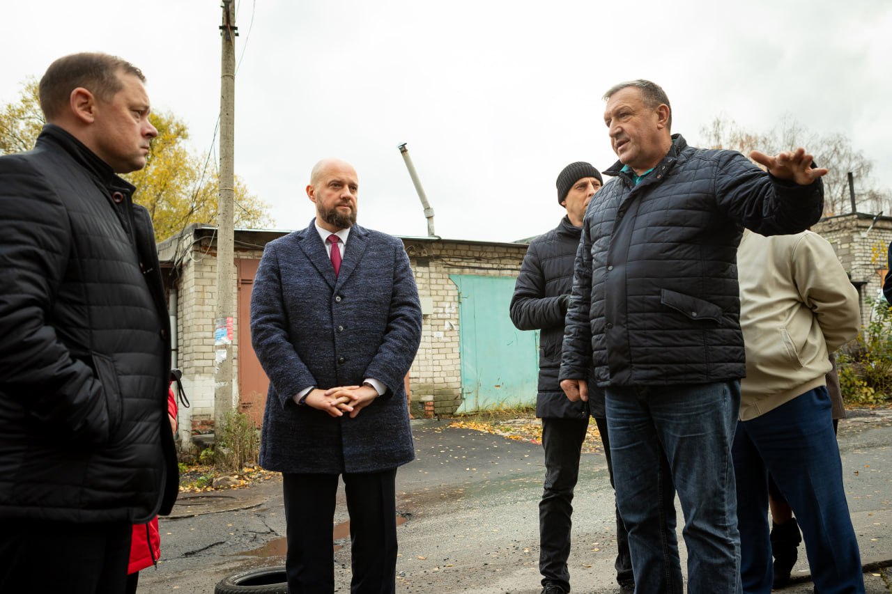 Евгений Маслов: Сегодня с коллегами выехали по обращению жительницы дома на ул. Пучковка, №108