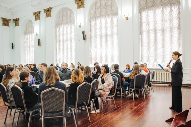 В Курском государственном университете прошла проектная сессия программы «Обучение служением. Первые» В Курском государственном университете прошла проектная сессия программы «Обучение служением. Первые»