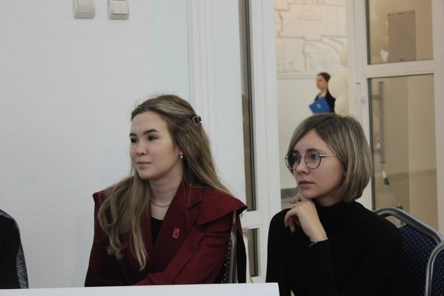 В Курском государственном университете прошла проектная сессия программы «Обучение служением. Первые» В Курском государственном университете прошла проектная сессия программы «Обучение служением. Первые»