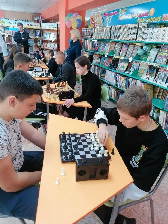 В целях развития физкультурно-оздоровительной и спортивно-массовой работы, популяризации и формирования устойчивого интереса к игре в шахматы среди обучающихся общеобразовательных организаций Октябрьского района Курской... В целях развития физкультурно-оздоровительной и спортивно-массовой работы, популяризации и формирования устойчивого интереса к игре в шахматы среди обучающихся общеобразовательных организаций Октябрьского района Курской...