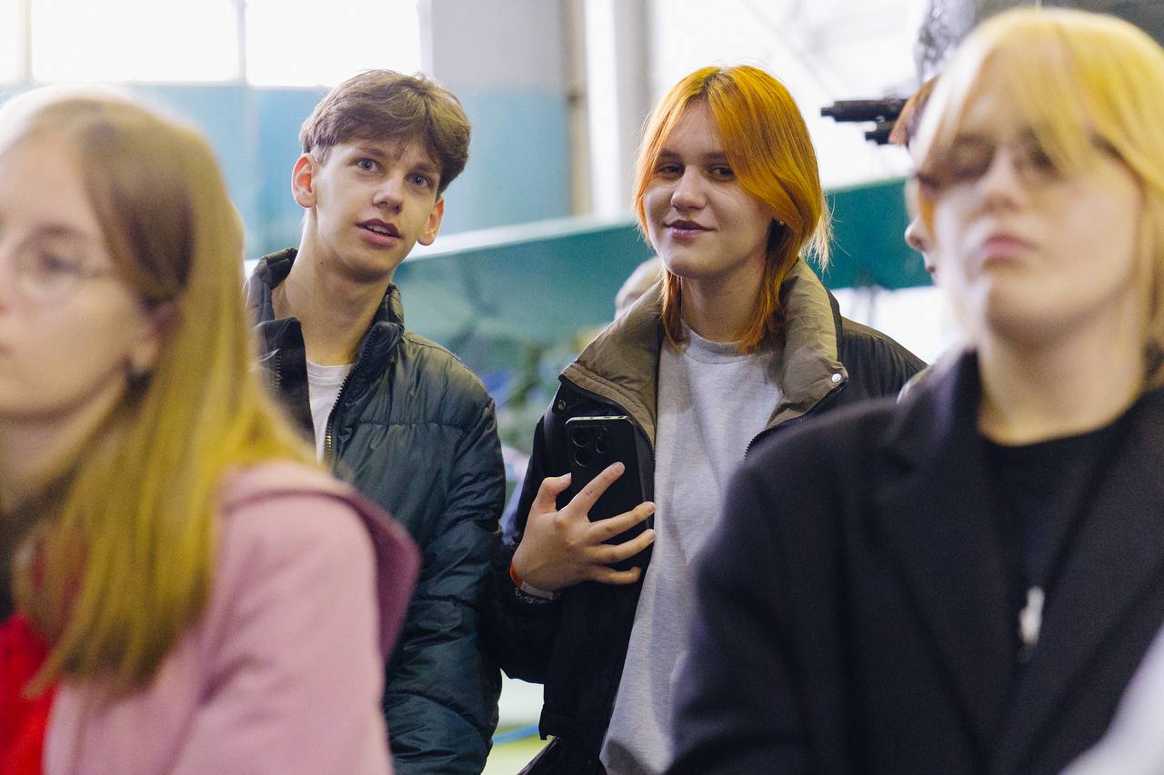 ЛДПР подарила детям из Мариуполя путешествие в мир космоса ЛДПР подарила детям из Мариуполя путешествие в мир космоса