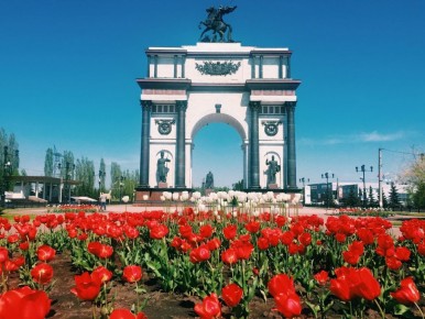 В Москву этапировали еще двух фигурантов дела экс-главы Курской области Смирнова и продлили им арест, следует из материалов дела, с которыми ознакомился ТАСС